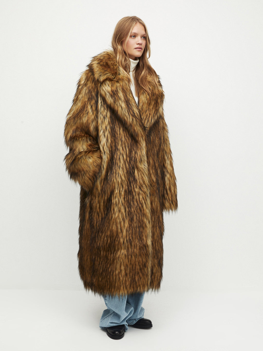 Brown Gradient Faux Fur Long Coat – Luxury Street Style Warmth
