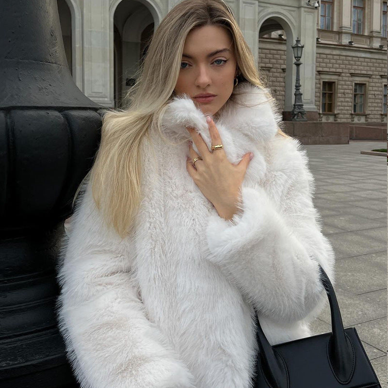 High-Grade Faux Fur Short Coat – Elegant Winter Outerwear